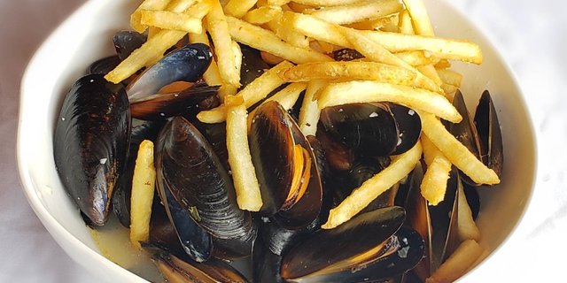 Mussels & Fries