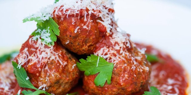 Meatballs & Sauce