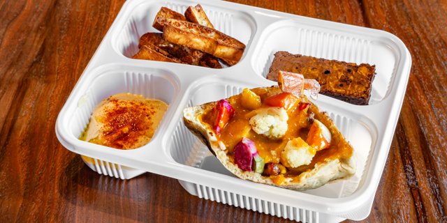 Veggie Pita Sandwich Box
