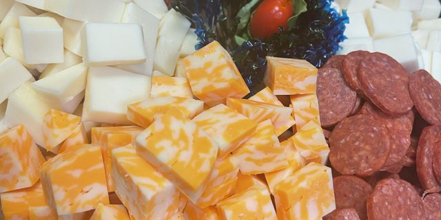 Pepperoni Cheese Trays