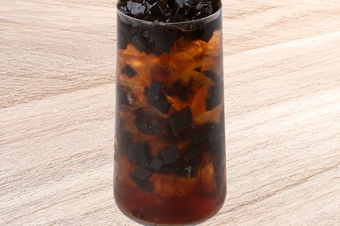 Winter Melon Tea w/ Chia Seeds & Grass Jelly