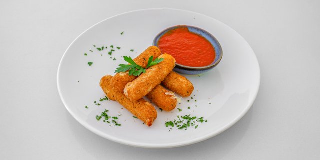 Mozzarella Sticks Tray