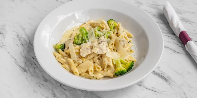 Penne w/ Chicken & Broccoli