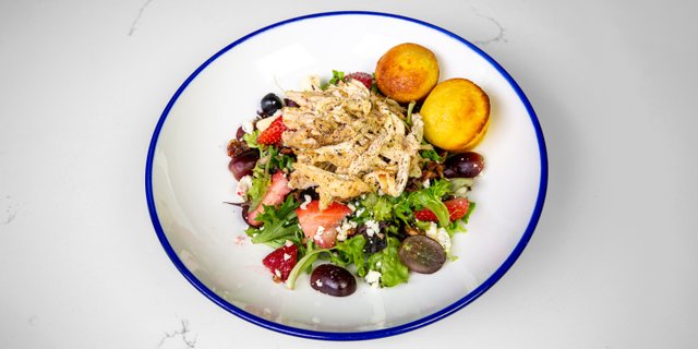 Brie Berry Salad Boxed Lunch