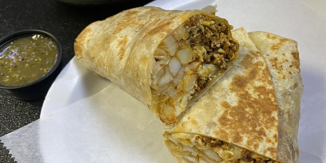 Lengua Con Huevo Breakfast Burrito