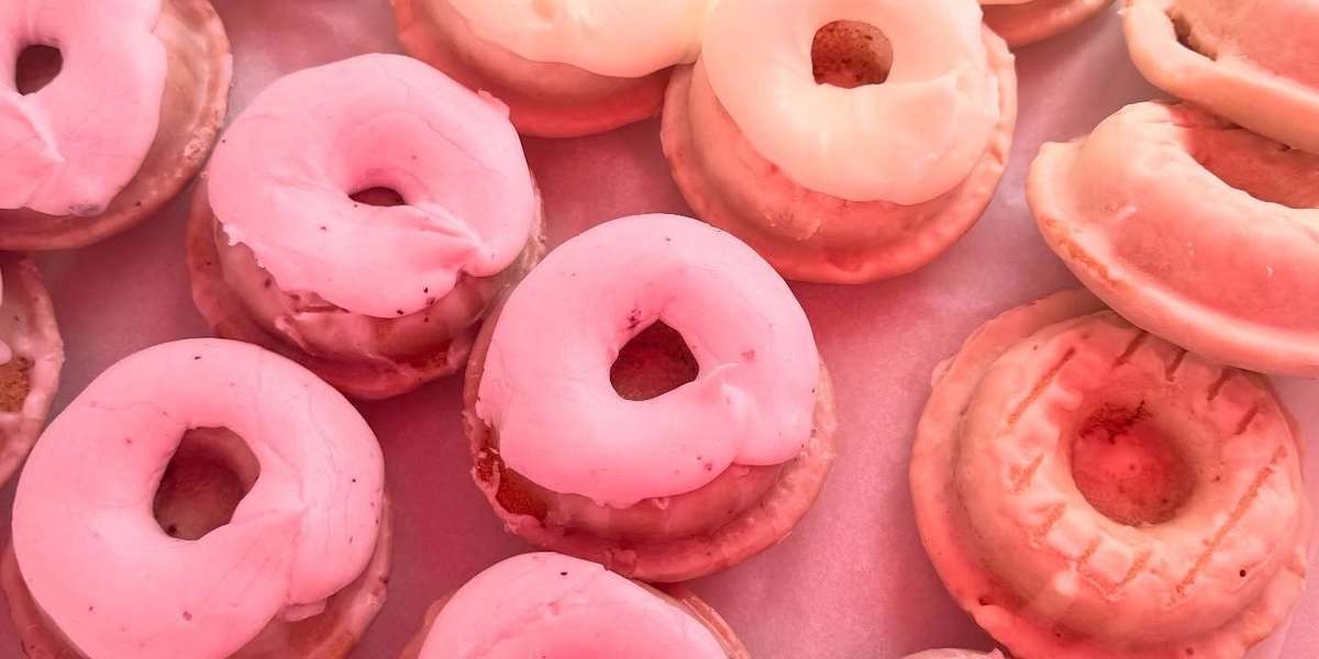 Lowe's Donuts and Bakery