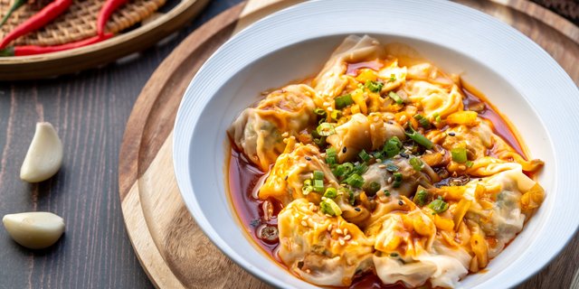 Wonton in Chili Oil