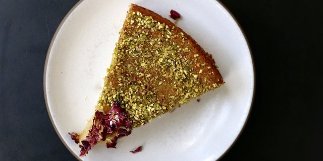 Cardamom Cake Slice