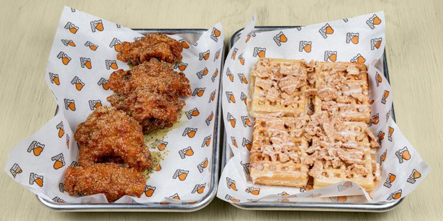 Charlie's Classic Chicken & Waffles For 24