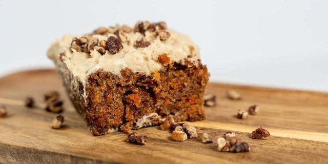 Maple Pecan Carrot Cake
