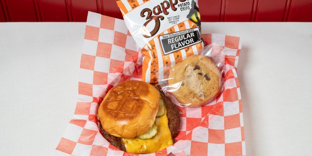 Smashburger Boxed Lunch
