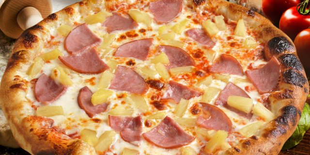 Royal Hawaiian Pizza
