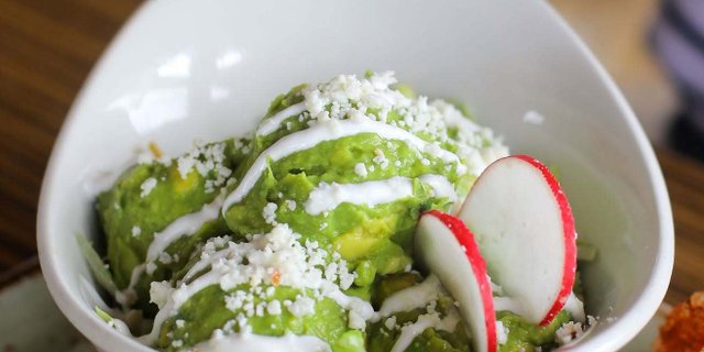 Chips & Guacamole
