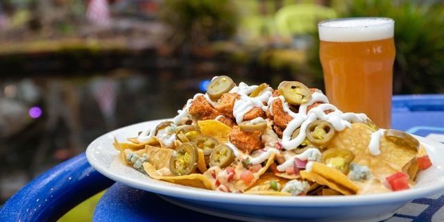 Buffalo Chicken Nachos