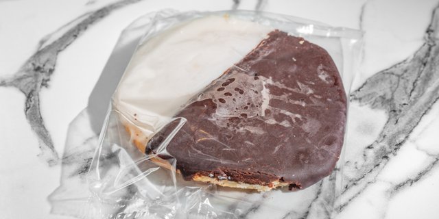 Black & White Cookie