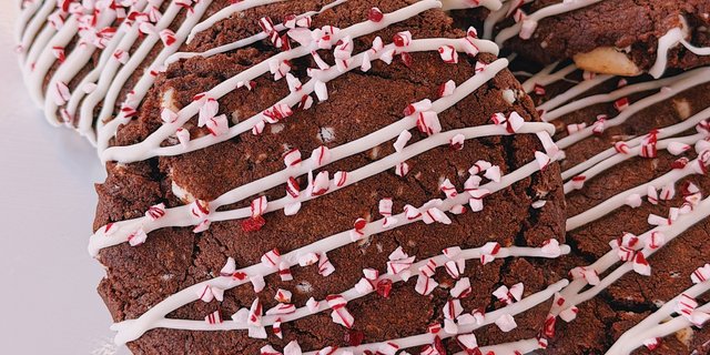 6-Pack White Chocolate Peppermint Cookie