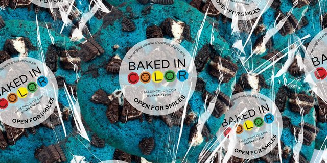 Giant Blue Oreo Cookie 100-Pack
