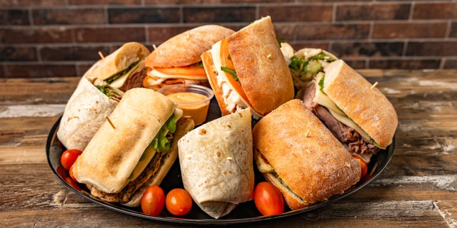 Small Lunch Sandwich & Salad Tray