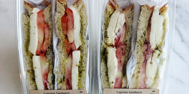Caprese Regular Size
