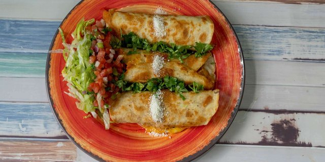 Carnitas Flauta