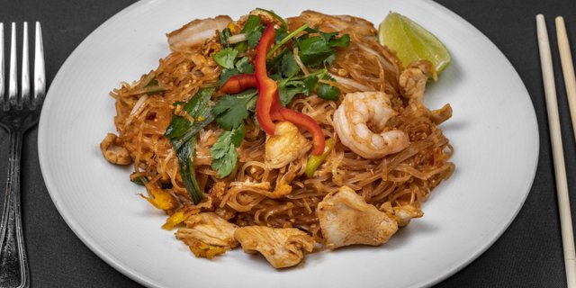 Pad Thai Tray