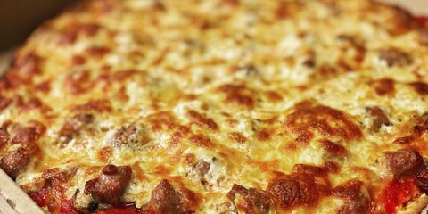 Thin Crust Pizza