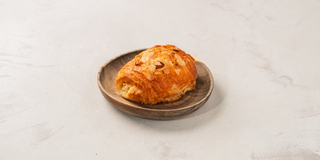 Almond Croissant