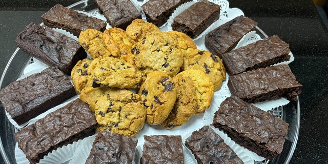 Brownie & Cookie Combo Tray