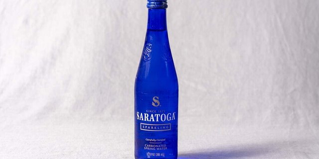 Saratoga Sparkling Water (Glass Bottle)