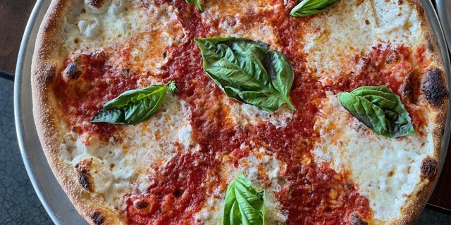 Build-Your-Own Old World-Style Pizza