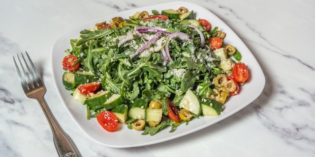Mediterranean Salad
