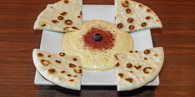 Hummus & Pita
