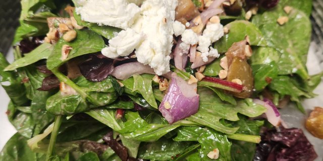 Individual Roasted Pear Salad