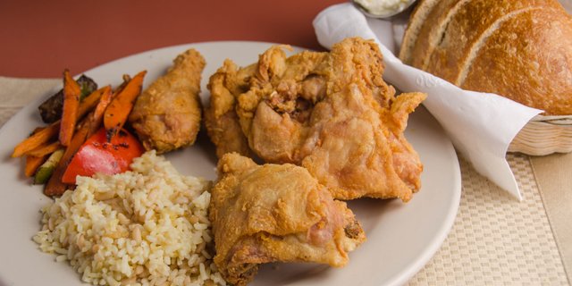 Broasted Chicken Dinner