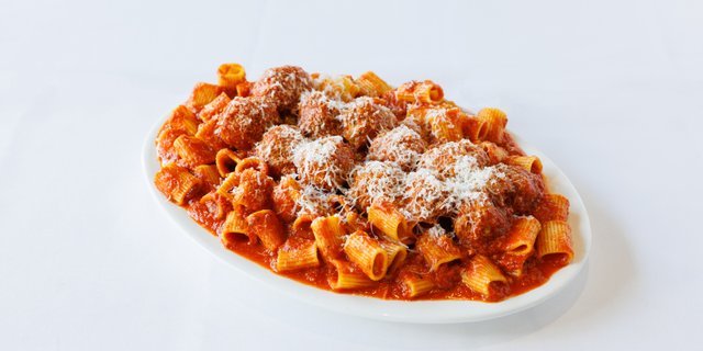 Rigatoni & Meatballs