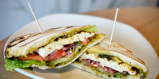 Grilled Chicken Mini Sandwiches