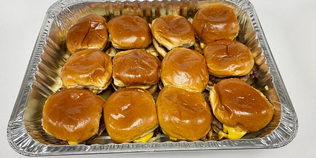 Cheeseburger Sliders Party Platter