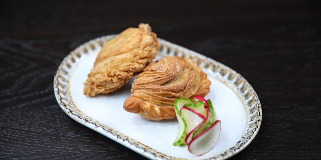 Curry Puffs Tray