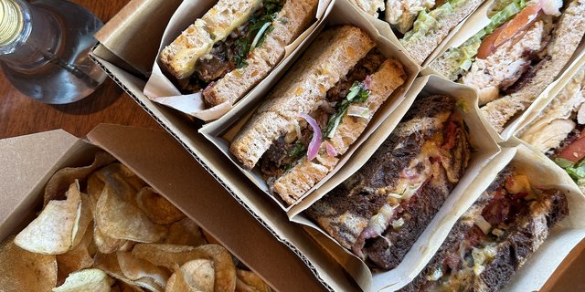 Stacks & Melts Box