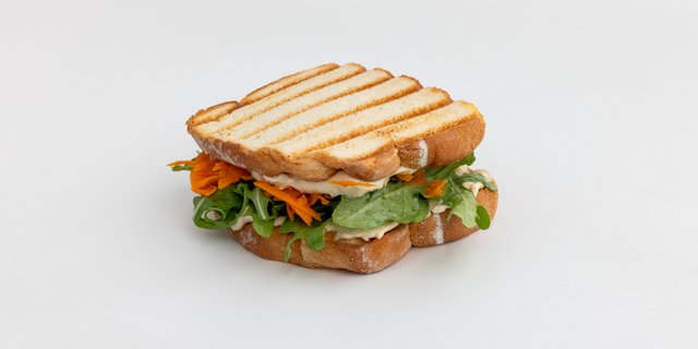 Vegan Hummus Sandwich