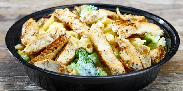 Ziti Broccoli Alfredo
