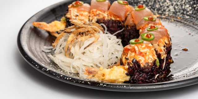 Valley of Fire Black Rice Roll