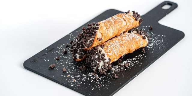Cannoli Tray