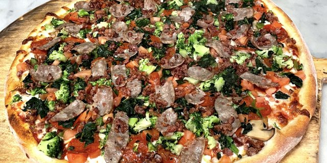 Ganni's Special Pizza