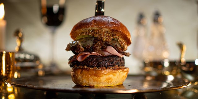 Havana Cubano Burger Boxed Lunch