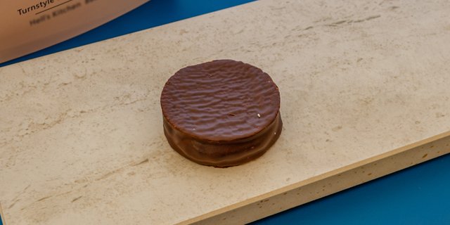 Milk Chocolate Alfajor