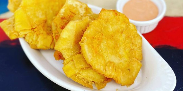 Tostones Tray