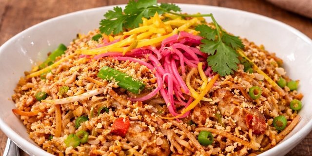 Pad Thai Tray
