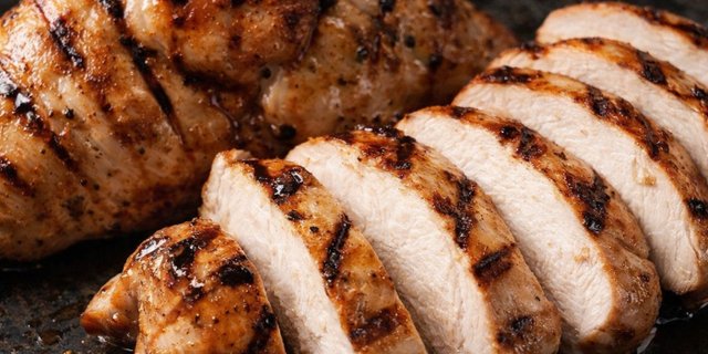 Texas Pit-Smoked Chicken Breast