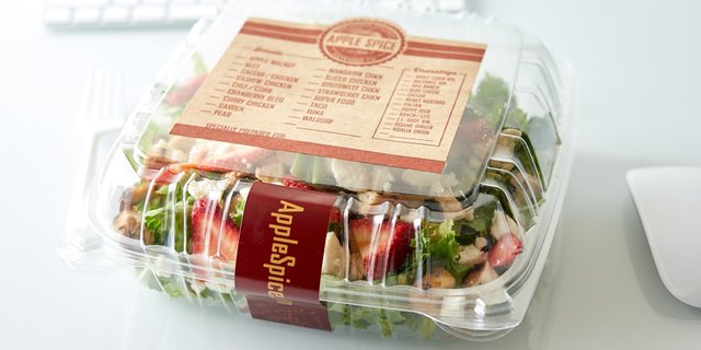Strawberry Grilled Chicken Salad